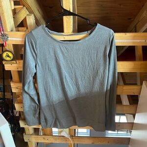 Women’s GapFit Long Sleeve w/ Open back